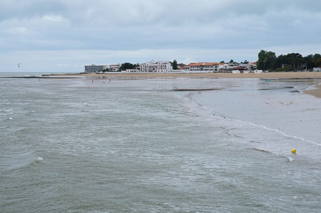 Webcam La Tranche sur Mer : observez la plage en direct